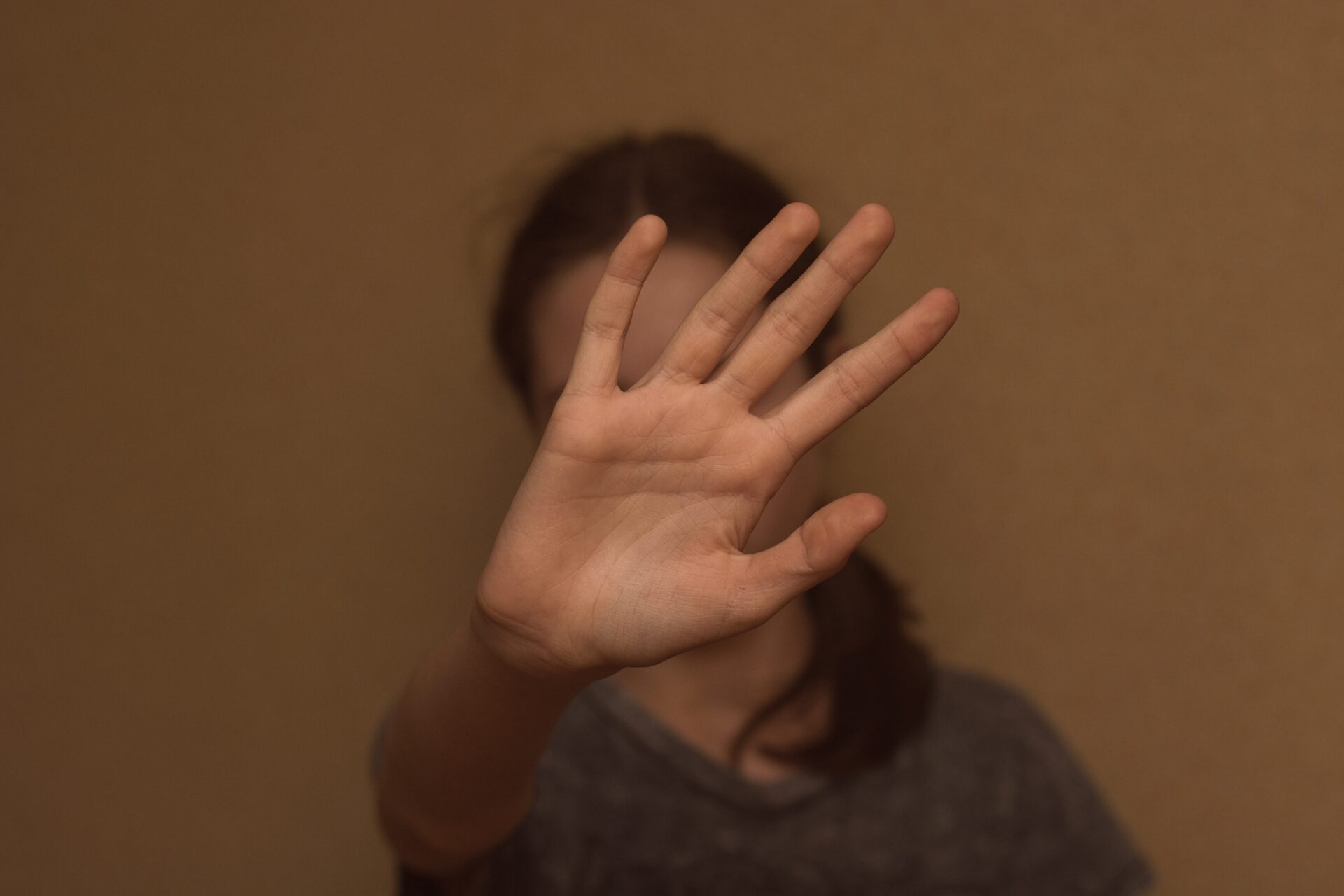 网络厌女社群 德国华人性侵案